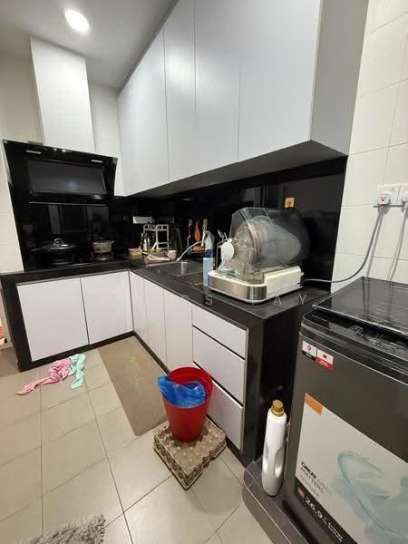 Rumah Teres 2-Tingkat untuk Dijual di Taman Setia Indah (Tebrau) - Alviss Tay - Kitchen - PropertyGuru.com.my