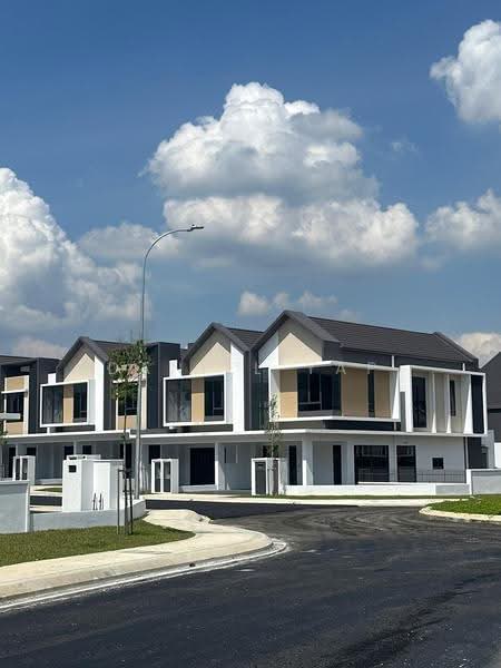 Rumah Teres 2-Tingkat untuk Dijual di Bandar Gamuda Gardens (Rawang) - Daniel Yap - Exterior - PropertyGuru.com.my