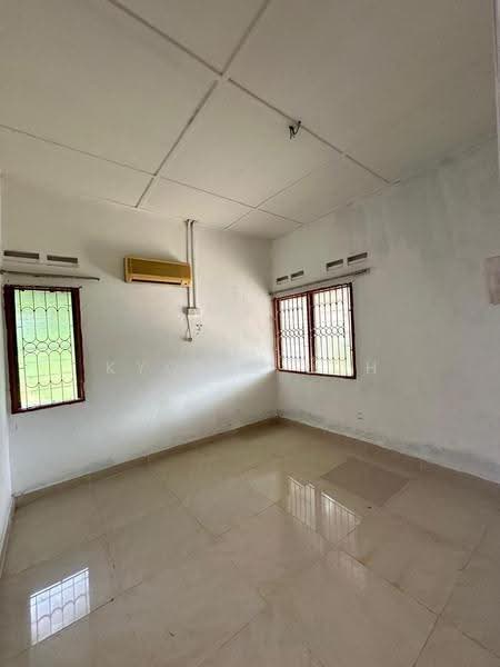 Rumah Teres 1-Tingkat untuk Disewa di Taman Johor (Tampoi) - Kyoris Loh - Interior - PropertyGuru.com.my