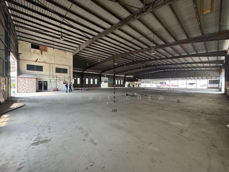 Warehouse for Rent in Sungai Kapar Indah Industrial Park (Kapar) - Jennie Chew - Interior - PropertyGuru.com.my