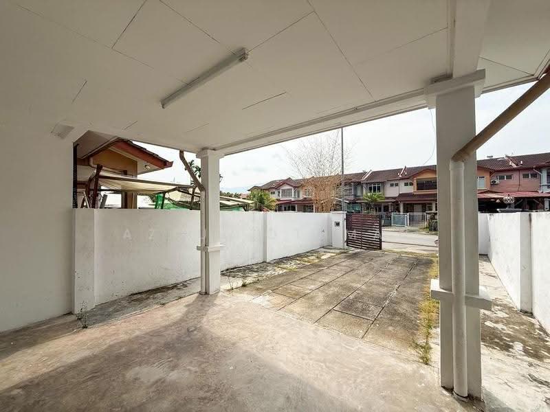 Rumah Teres 2-Tingkat untuk Dijual di Taman Bandar Senawang (Senawang) - Azrul Othman - Exterior - PropertyGuru.com.my
