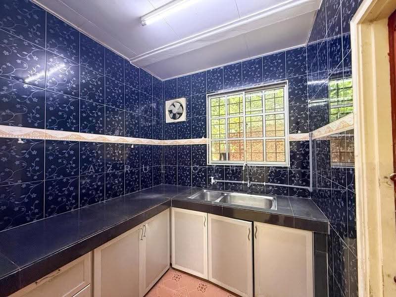 Rumah Teres 2-Tingkat untuk Dijual di Taman Bandar Senawang (Senawang) - Azrul Othman - Kitchen - PropertyGuru.com.my