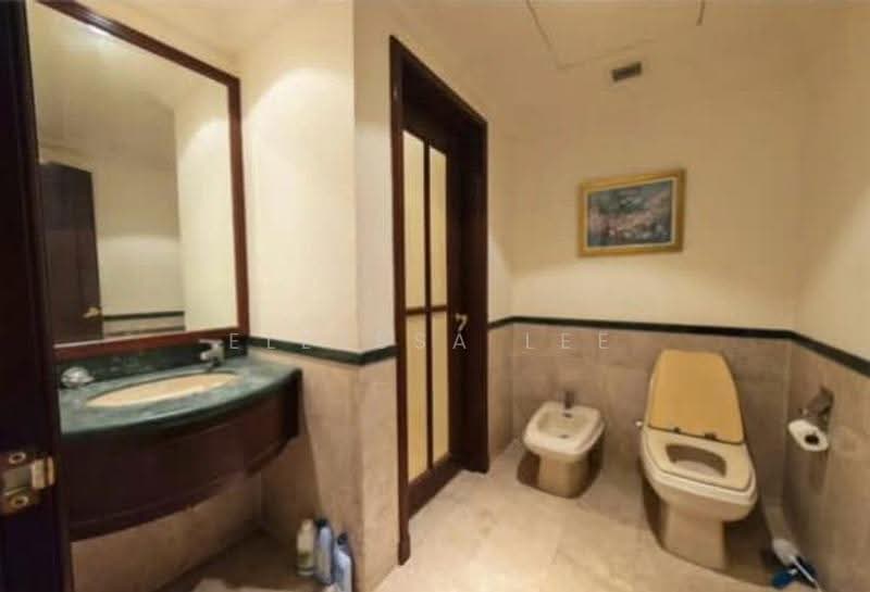 Kediaman Servis untuk Disewa di Berjaya Times Square - Ellyssa Lee - Bathroom - PropertyGuru.com.my