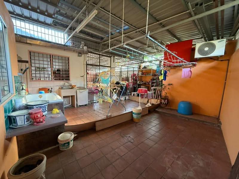 Rumah Berkembar untuk Dijual di Taman Free School (Jelutong) - Amanda Lam - PropertyGuru.com.my