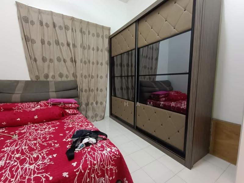 1-storey Terraced House for Sale in Bakri (Johor) - Razlan Hamzah - Bedroom - PropertyGuru.com.my