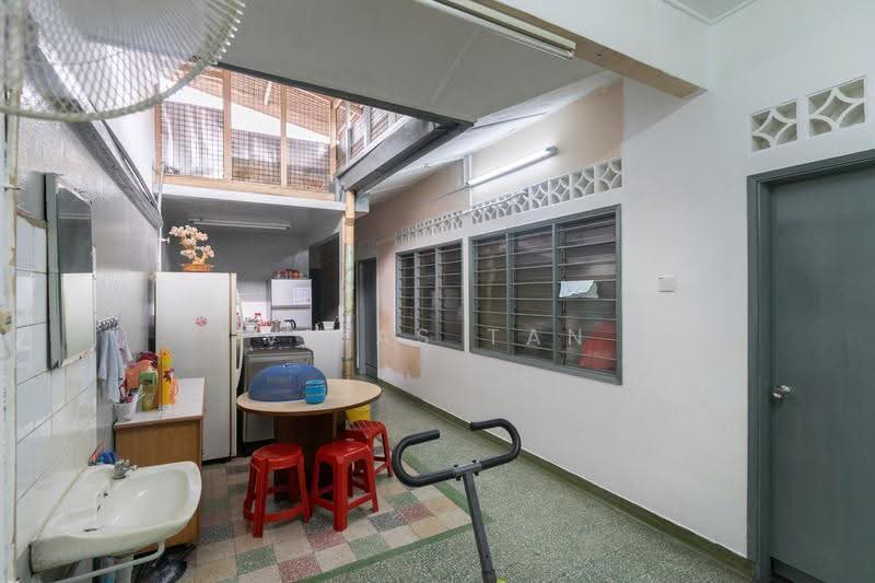 1-storey Terraced House for Sale in Taman Berkeley (Klang) - Vitas Tan - Kitchen - PropertyGuru.com.my