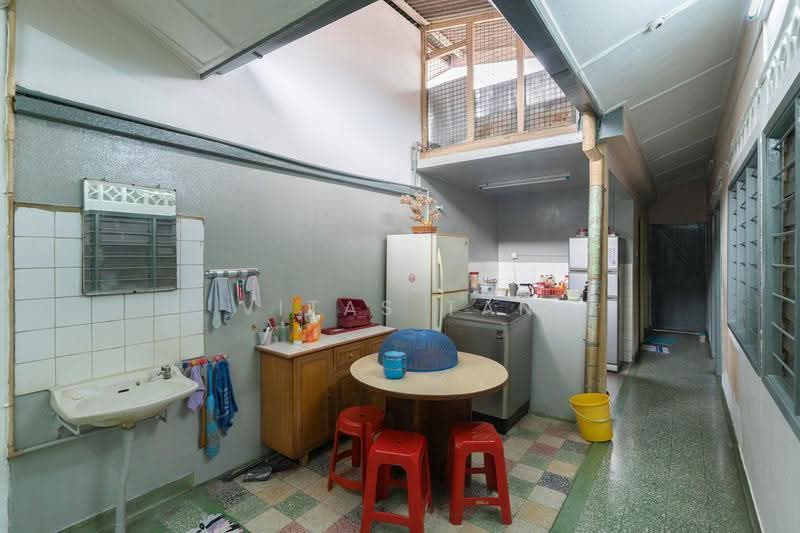 1-storey Terraced House for Sale in Taman Berkeley (Klang) - Vitas Tan - Kitchen - PropertyGuru.com.my