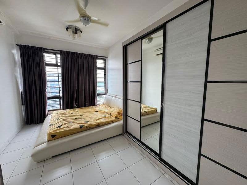 Pangsapuri untuk Dijual di Seri Austin Residence (Pangsapuri Seri Austin) - Kexin Hua - Bedroom - PropertyGuru.com.my