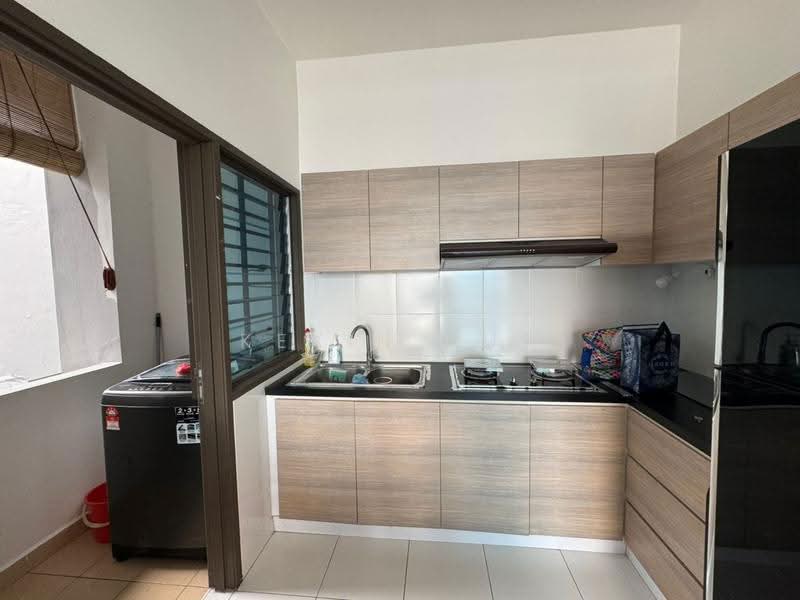 Pangsapuri untuk Dijual di Seri Austin Residence (Pangsapuri Seri Austin) - Kexin Hua - Kitchen - PropertyGuru.com.my