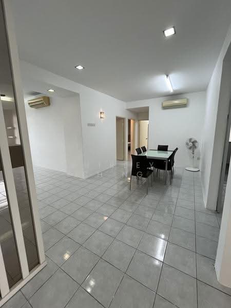 Condominium for Sale at Vistaria Condominium - Shirley Ch'ng - Dining Room - PropertyGuru.com.my