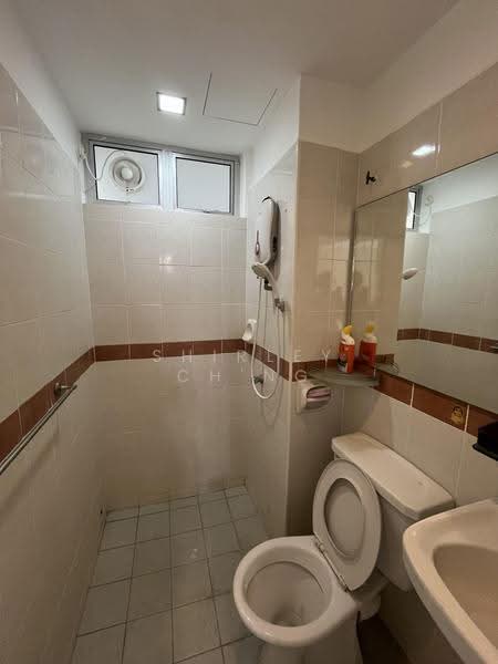 Condominium for Sale at Vistaria Condominium - Shirley Ch'ng - Bathroom - PropertyGuru.com.my