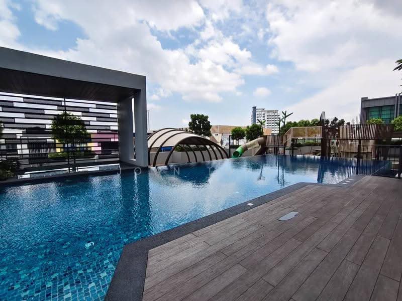 Kediaman Servis untuk Disewa di Sky Trees - Joan Tong - Pool - PropertyGuru.com.my