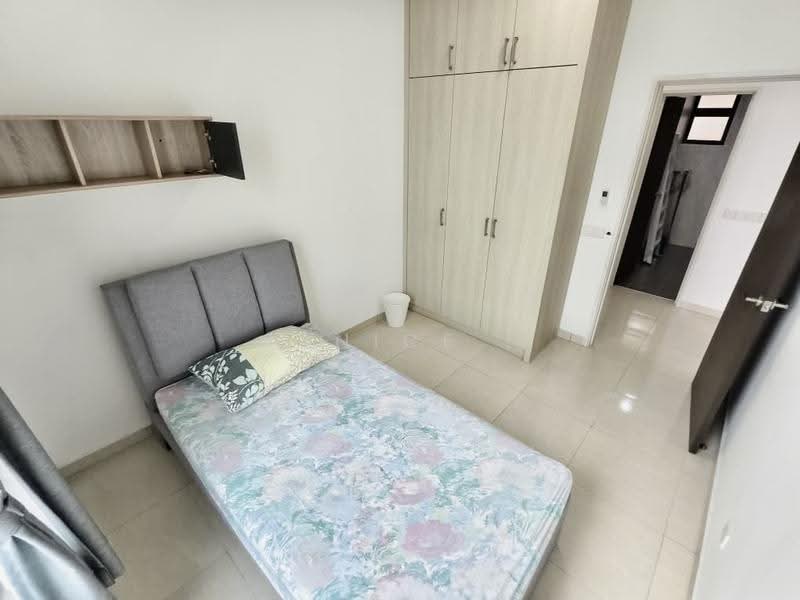Kediaman Servis untuk Dijual di Sky Breeze Service Apartment - Janice . - Bedroom - PropertyGuru.com.my