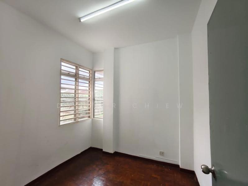 Pangsapuri untuk Dijual di Pangsapuri Seri Cempaka (Serendah) - Dexter Chiew - PropertyGuru.com.my