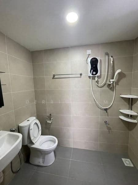 Pangsapuri untuk Dijual di Midas - Derrick Lim - Bathroom - PropertyGuru.com.my