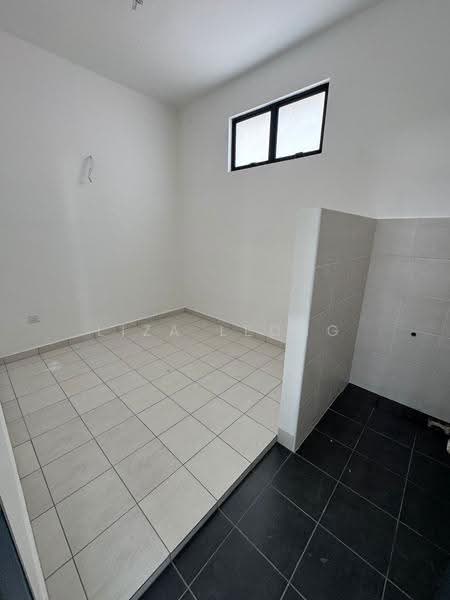 Retail Space untuk Dijual di Iskandar Puteri (Nusajaya) (Johor) - Liza Leong - Interior - PropertyGuru.com.my