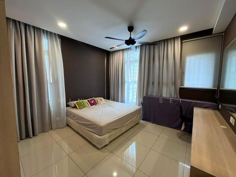 Kediaman Servis untuk Dijual di Atlantis Residences (Pangsapuri Atlantis Kota Syahbandar) - Ching Linn Sei - Bedroom - PropertyGuru.com.my