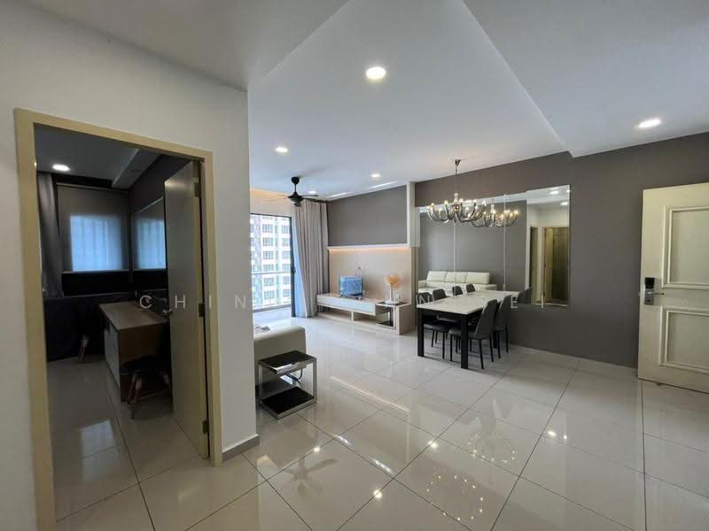 Kediaman Servis untuk Dijual di Atlantis Residences (Pangsapuri Atlantis Kota Syahbandar) - Ching Linn Sei - Living Room - PropertyGuru.com.my
