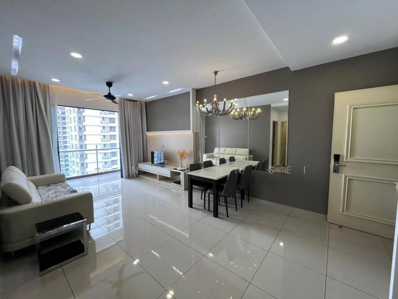 Kediaman Servis untuk Dijual di Atlantis Residences (Pangsapuri Atlantis Kota Syahbandar) - Ching Linn Sei - Living Room - PropertyGuru.com.my