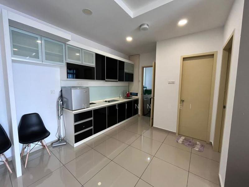 Kediaman Servis untuk Dijual di Atlantis Residences (Pangsapuri Atlantis Kota Syahbandar) - Ching Linn Sei - Kitchen - PropertyGuru.com.my