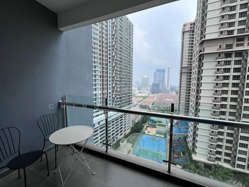 Kediaman Servis untuk Dijual di Atlantis Residences (Pangsapuri Atlantis Kota Syahbandar) - Ching Linn Sei - Balcony - PropertyGuru.com.my