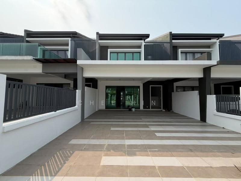 2-storey Terraced House for Sale in Sungai Buloh (Selangor) - Chee Hin - Exterior - PropertyGuru.com.my
