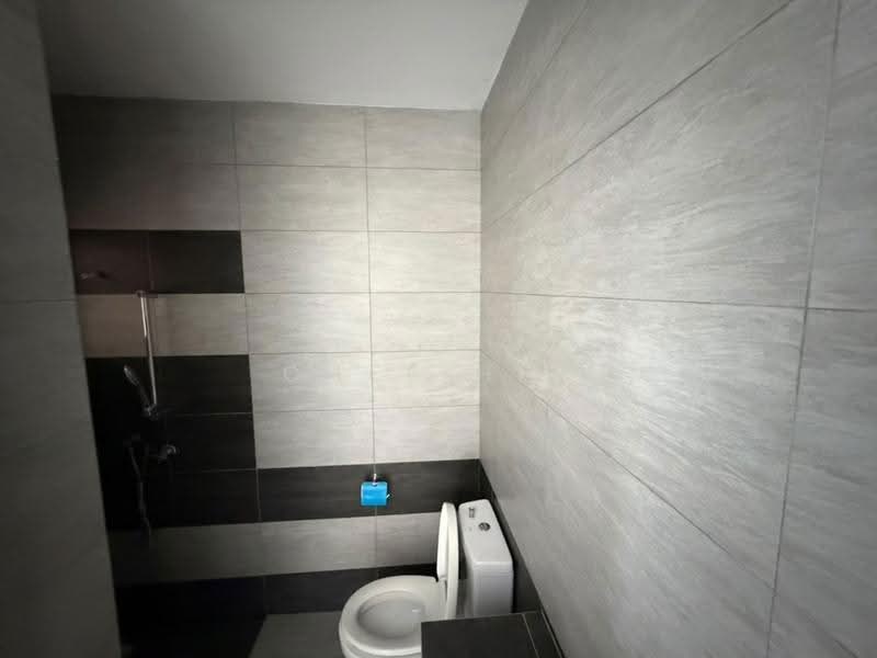 2-storey Terraced House for Sale in Sungai Buloh (Selangor) - Chee Hin - Bathroom - PropertyGuru.com.my
