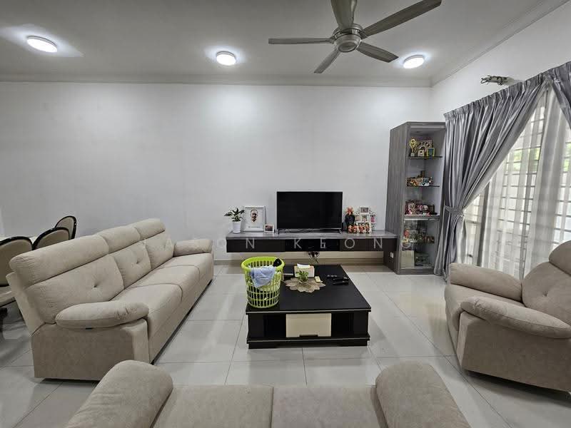 Rumah Teres 2.5-Tingkat untuk Dijual di Taman Meranti Jaya (Puchong) - Jason Keong - Living Room - PropertyGuru.com.my