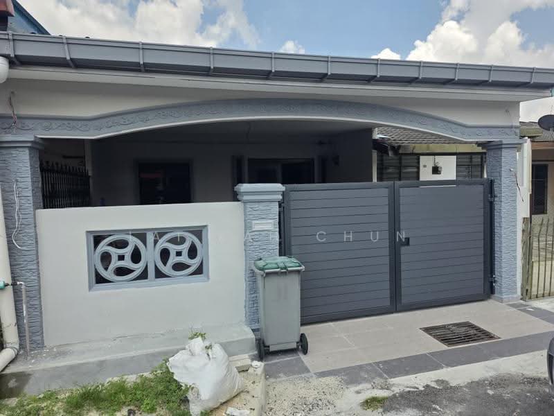 Rumah Teres untuk Dijual di Taman Thivy Jaya (Seremban) - Lai Kah Chun - Exterior - PropertyGuru.com.my