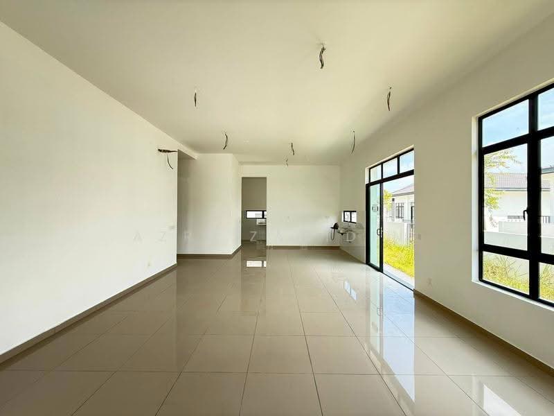1-storey Terraced House for Sale in Eco Grandeur (Puncak Alam) - Azri Zabidin - Living Room - PropertyGuru.com.my
