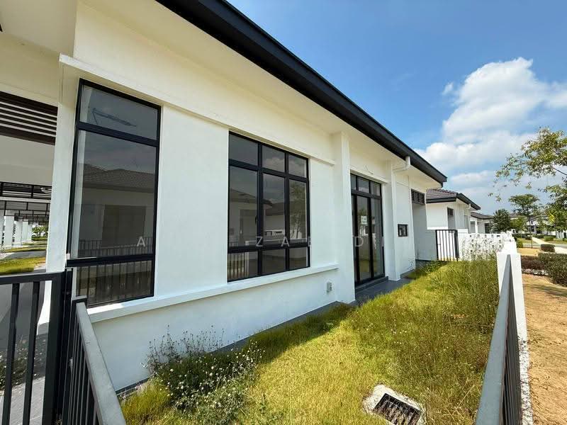 1-storey Terraced House for Sale in Eco Grandeur (Puncak Alam) - Azri Zabidin - Exterior - PropertyGuru.com.my