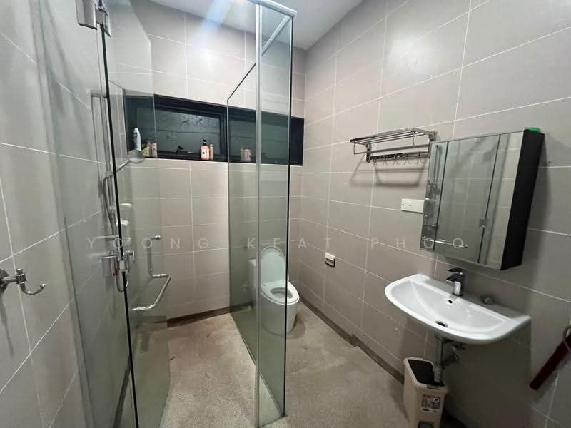 Commercial Bungalow for Rent in Kampung Datuk Keramat (Keramat) - Yoong Keat Phoo - Bathroom - PropertyGuru.com.my