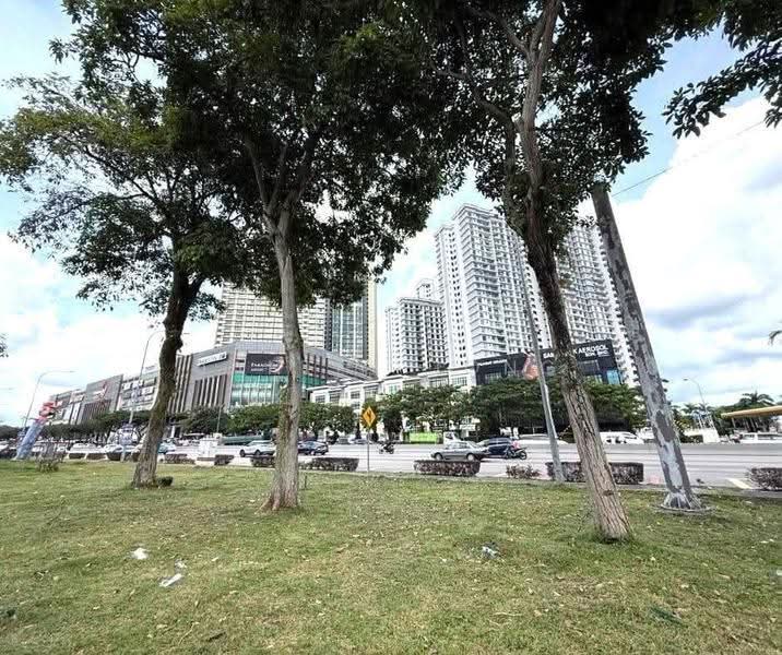 Terrace Factory for Sale in Taman Bukit Mewah (Tampoi) - Janlly Jong - Exterior - PropertyGuru.com.my
