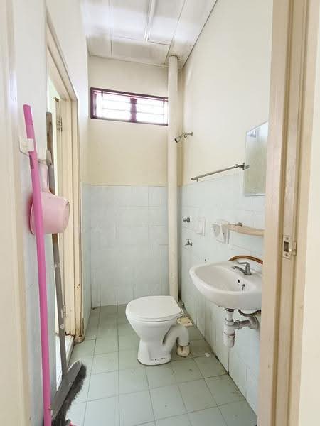 Rumah Teres untuk Dijual di Skudai (Johor) - Mandy Goh Siew Li - Bathroom - PropertyGuru.com.my