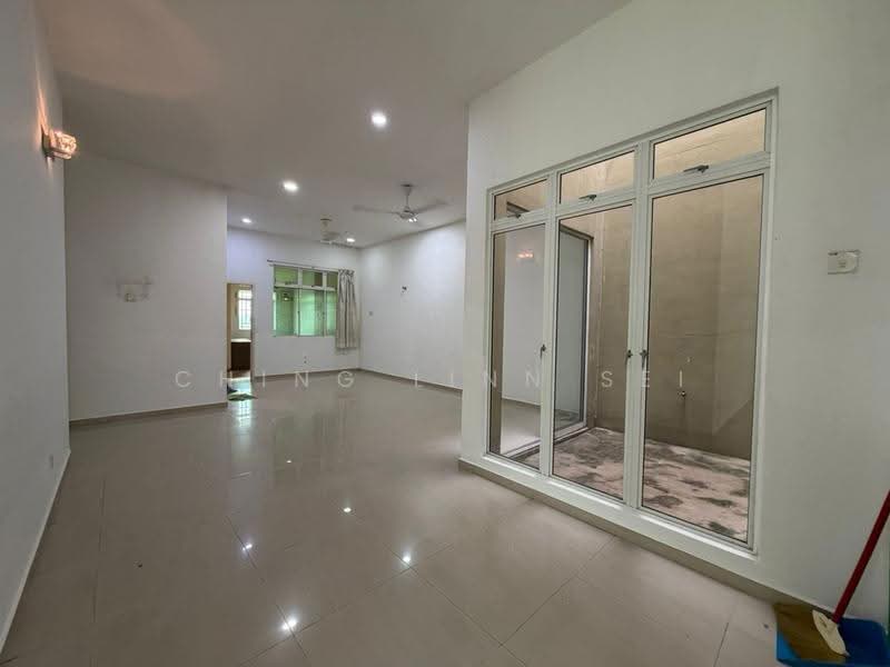 Semi-Detached House for Sale in Taman Paya Rumput Indah (Paya Rumput) - Ching Linn Sei - Living Room - PropertyGuru.com.my