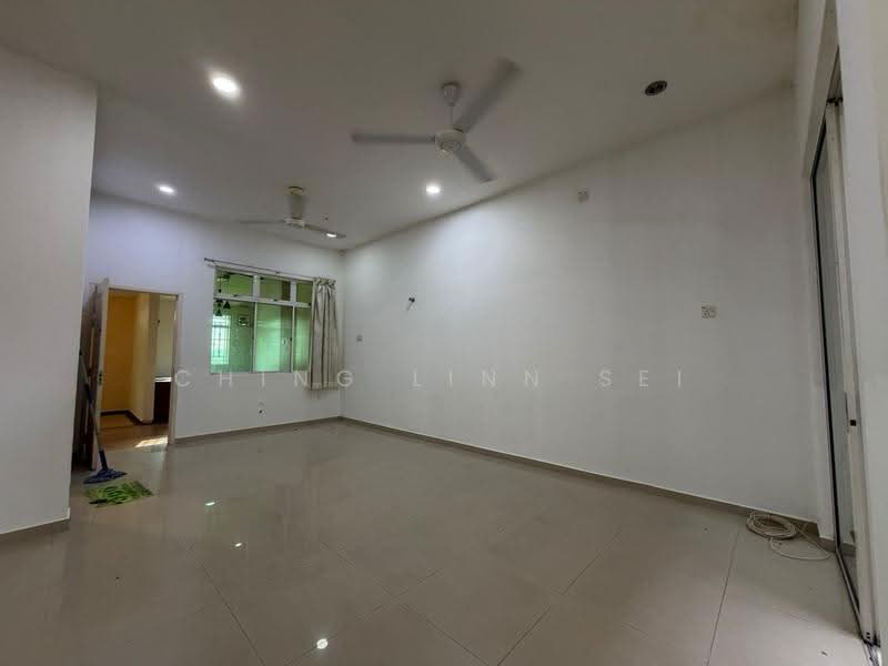 Semi-Detached House for Sale in Taman Paya Rumput Indah (Paya Rumput) - Ching Linn Sei - Living Room - PropertyGuru.com.my