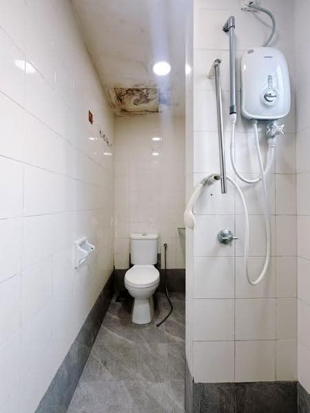 Service Residence for Rent at The Embassy (Bangunan Duta Impian) - Mandy Goh Siew Li - Bathroom - PropertyGuru.com.my