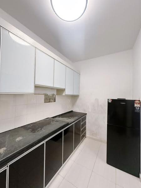 Service Residence for Rent at The Embassy (Bangunan Duta Impian) - Mandy Goh Siew Li - Kitchen - PropertyGuru.com.my