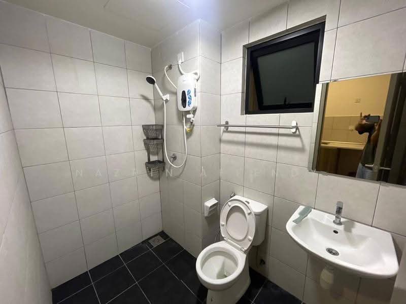 Kediaman Servis untuk Disewa di Edusphere - Nazrin Affendy - Bathroom - PropertyGuru.com.my