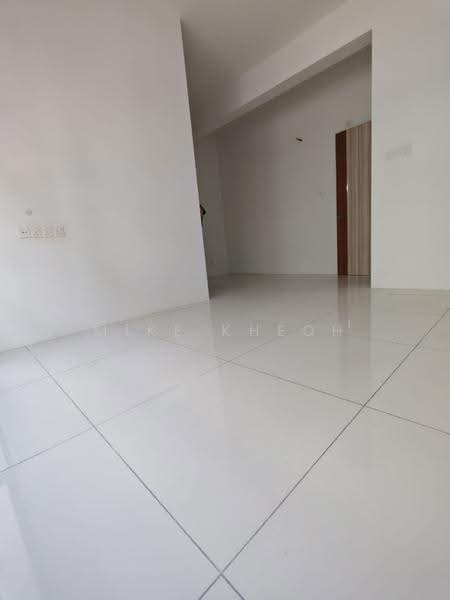 4-storey Terraced House for Sale in Taman Rifle (Ayer Itam) - Mike Kheoh - Interior - PropertyGuru.com.my