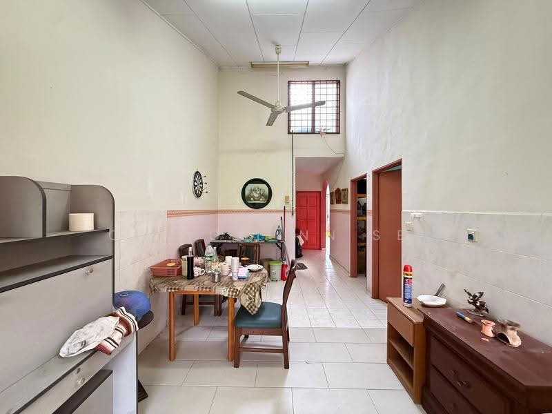 1-storey Terraced House for Sale in Taman Tanjung Minyak Setia (Tanjong Minyak) - Ching Linn Sei - Interior - PropertyGuru.com.my