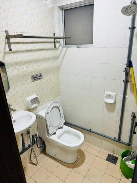 Condominium for Rent at Kondominium Kristal - Jaleela Banu Ahmad - Bathroom - PropertyGuru.com.my