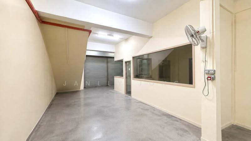 Shop for Sale in Taman Ungku Tun Aminah (Skudai) - Janlly Jong - Interior - PropertyGuru.com.my