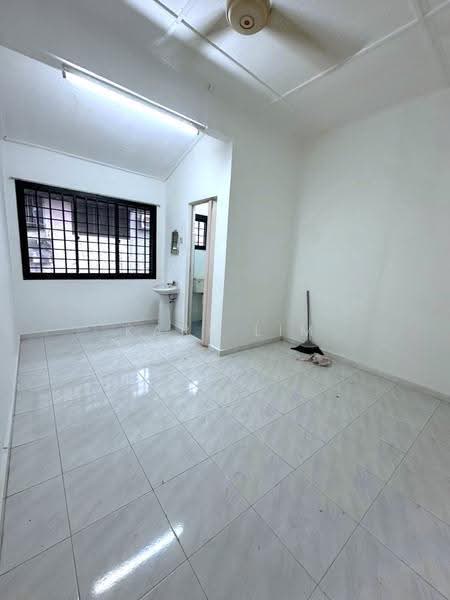 Rumah Teres 1-Tingkat untuk Dijual di Taman Johor Jaya (Johor Bahru) - Karl Lim - Interior - PropertyGuru.com.my