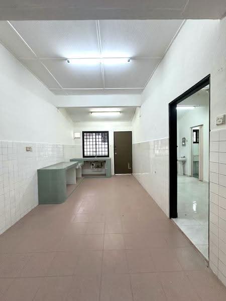 Rumah Teres 1-Tingkat untuk Dijual di Taman Johor Jaya (Johor Bahru) - Karl Lim - Kitchen - PropertyGuru.com.my