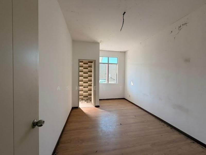 2-storey Terraced House for Sale in Taman Titi Heights (Balik Pulau) - Ashley Tan - Interior - PropertyGuru.com.my