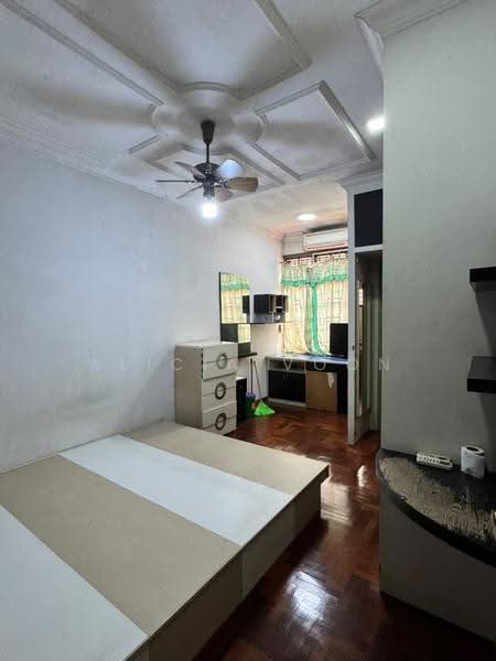 2-storey Terraced House for Sale in Taman Pelangi Indah (Ulu Tiram) - Alicia Voon - PropertyGuru.com.my