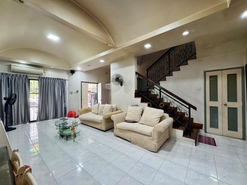 2-storey Terraced House for Sale in Taman Pelangi Indah (Ulu Tiram) - Alicia Voon - PropertyGuru.com.my