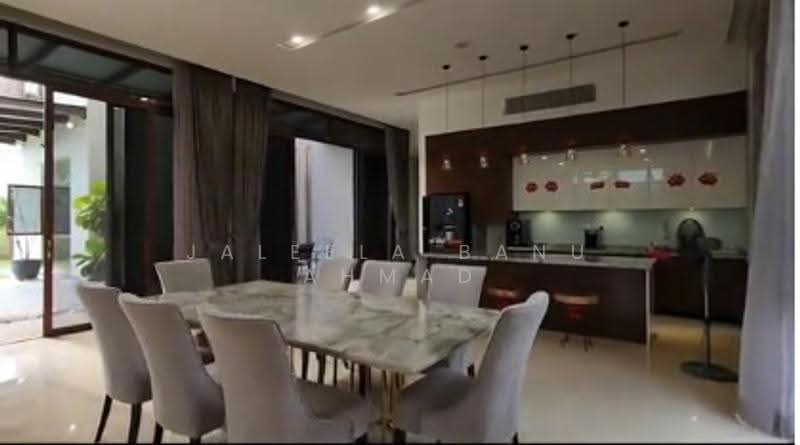 Bungalow House untuk Dijual di Shah Alam (Selangor) - Jaleela Banu Ahmad - Dining Room - PropertyGuru.com.my