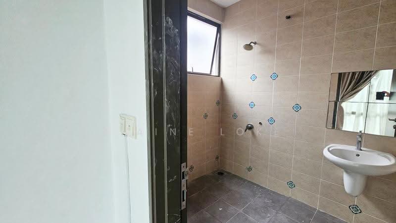 Rumah Teres untuk Dijual di Prima Selayang (Selayang) - Elaine Loke - Bathroom - PropertyGuru.com.my